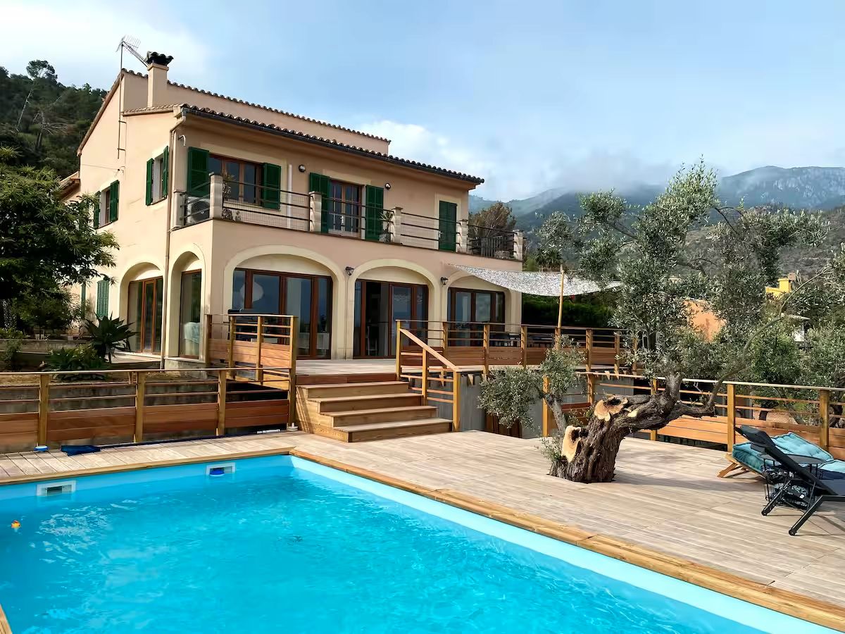 Vista exterior de Casa o chalet de alquiler en Banyalbufar con Aire acondicionado, Calefacción y Jardín privado