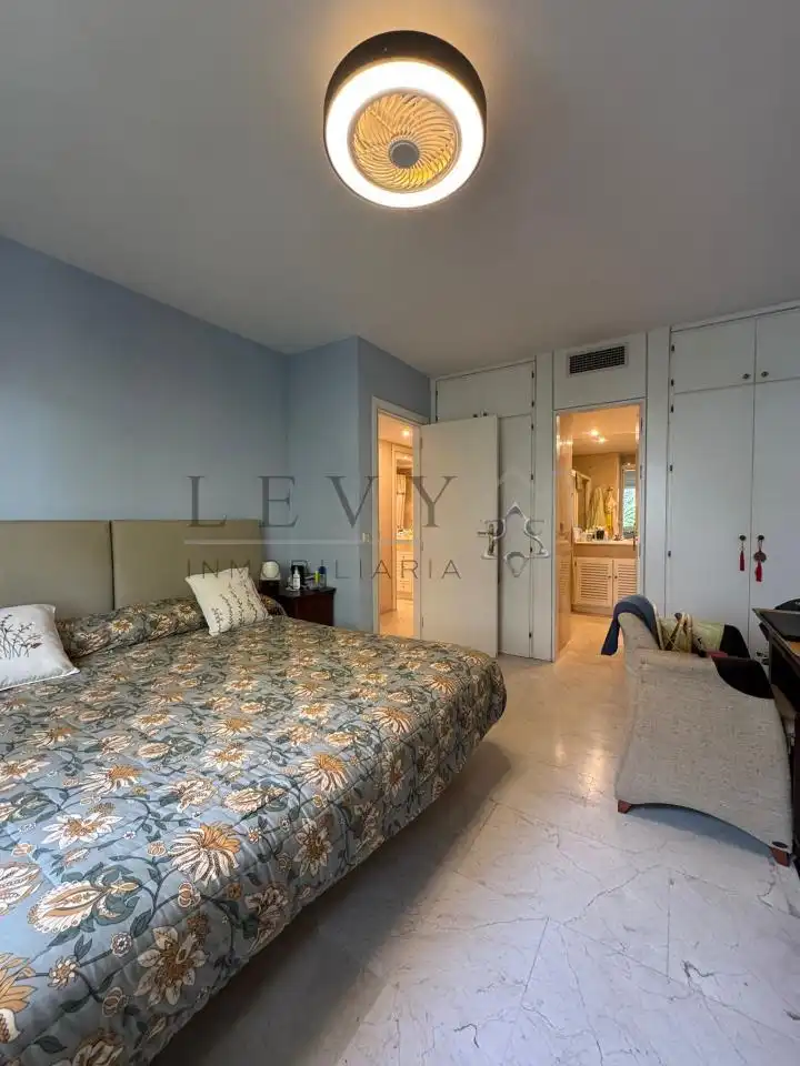 Bedroom of Flat for sale in Marbella  with Air Conditioner, Heating and Terrace