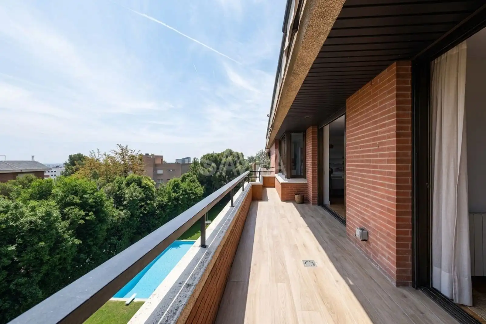 Terrasse von Dachboden zur Miete in Barcelona mit Klimaanlage, Heizung und Terrasse