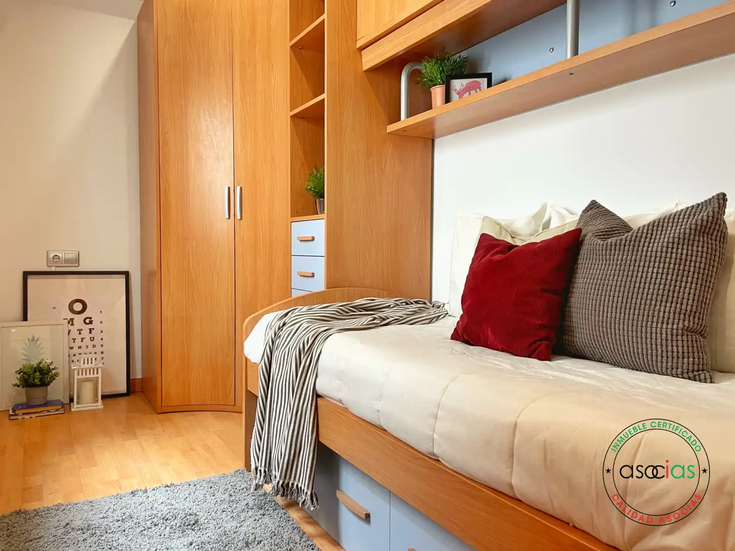 Habitación de Piso en venta en Gijón  con Calefacción y Trastero