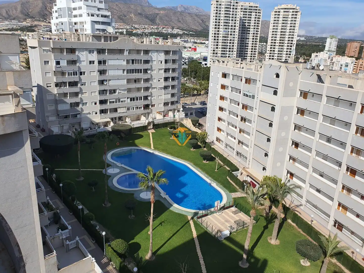 Piscina de Apartamento en venta en Villajoyosa / La Vila Joiosa con Aire acondicionado, Jardín privado y Amueblado