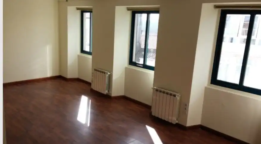 Büro zur Miete in Rúa de Teo 1, imagen 3