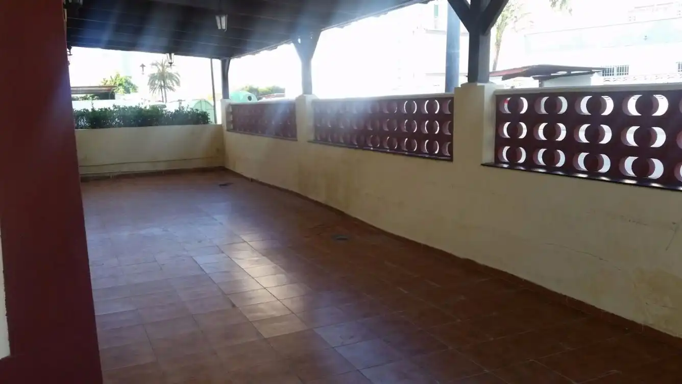 Business premises to rent in Playa de Gandia, imagen 3