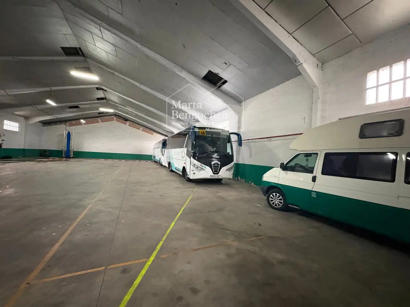 Nave industrielle à vendre à CALLE SAGARMIN, imagen 4