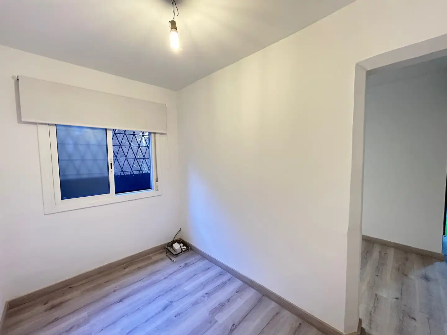 Bedroom of Flat for sale in L'Hospitalet de Llobregat  with Air Conditioner, Heating and Oven