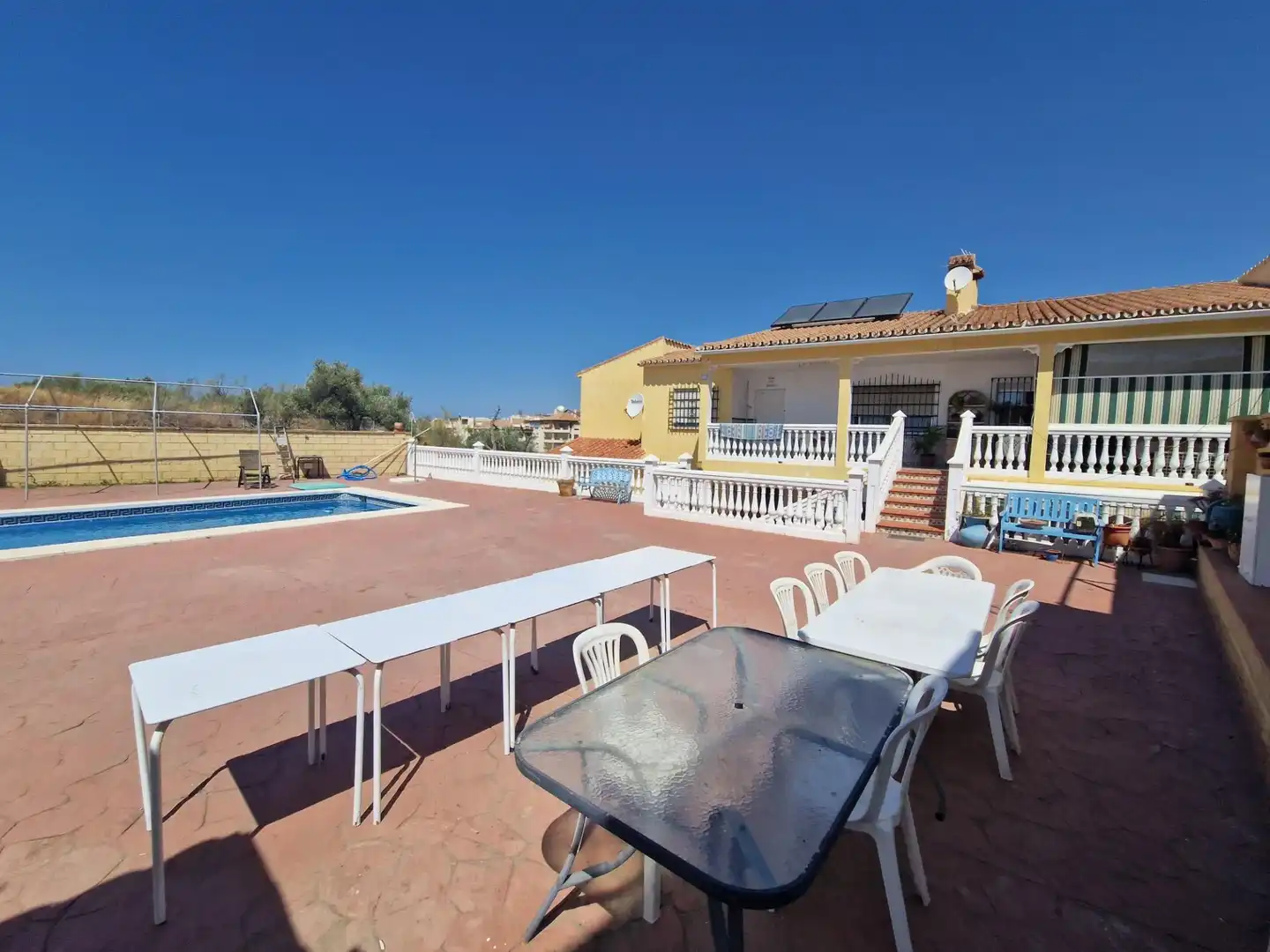 Swimming pool of Houses for sale in Rincón de la Victoria  with Air Conditioner, Heating and Private garden