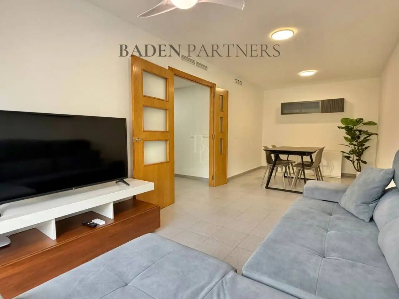 Flat with lift to rent in Casco Urbano, imagen 3