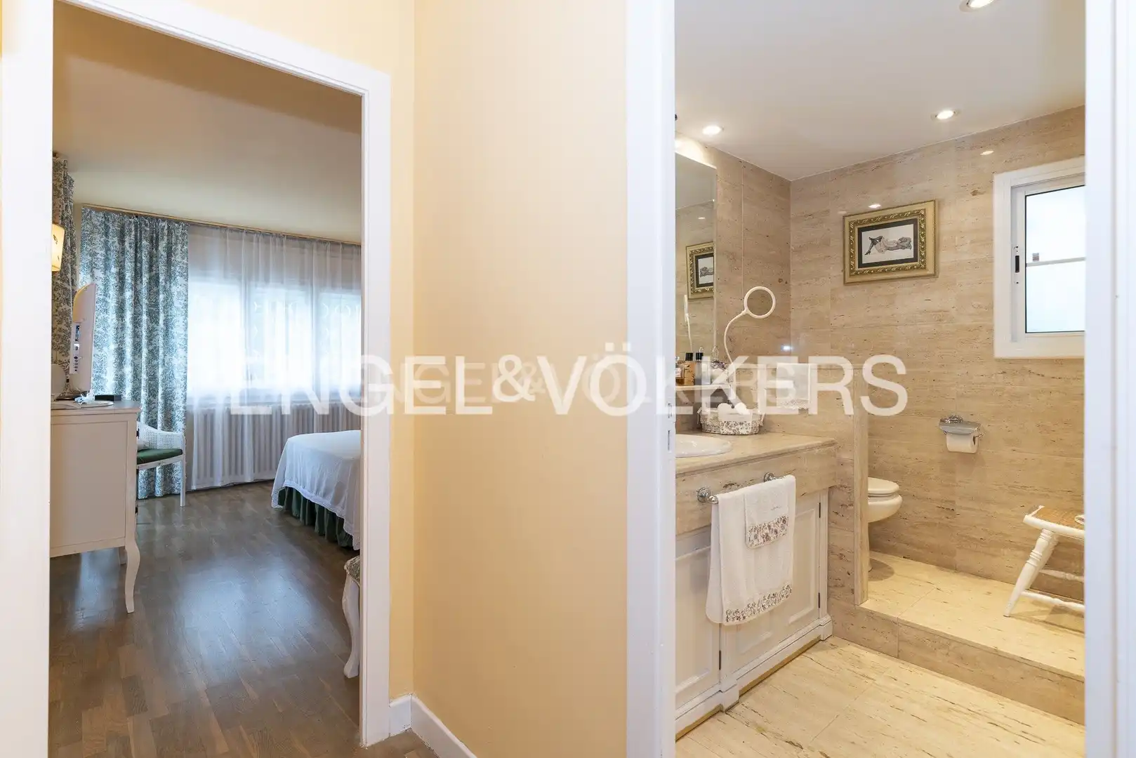 Baño de Casa o chalet en venta en Sant Cugat del Vallès con Aire acondicionado, Calefacción y Jardín privado