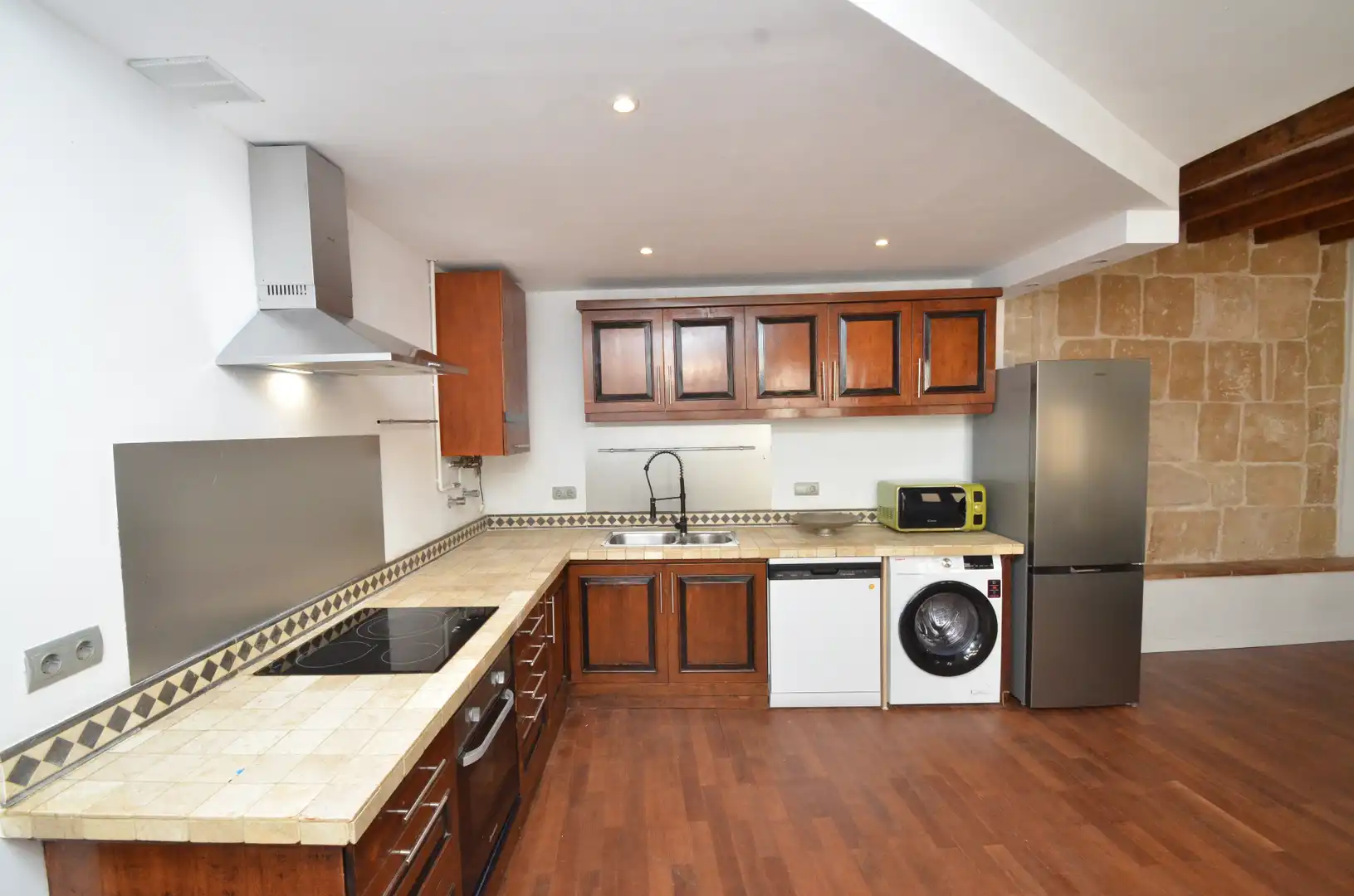 Kitchen of Flat for rent in  Palma de Mallorca  with Air Conditioner, Heating and Furnished