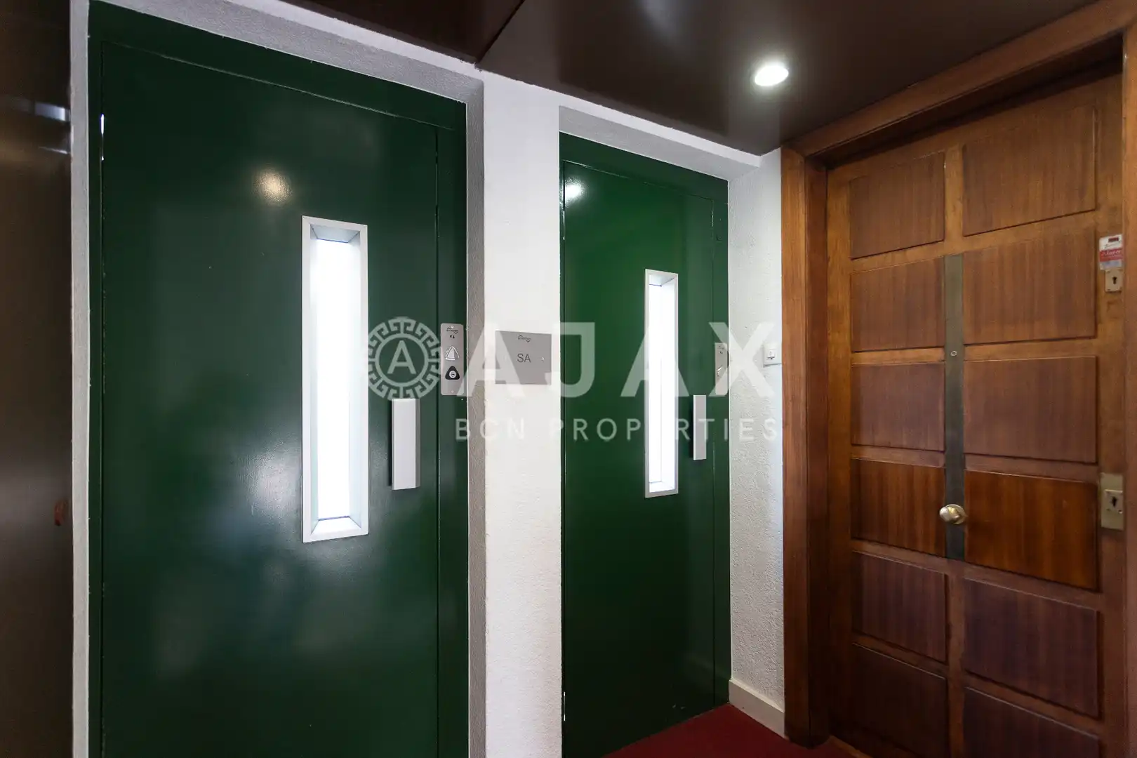 Ático en venta en Barcelona con Aire acondicionado, Calefacción y Terraza