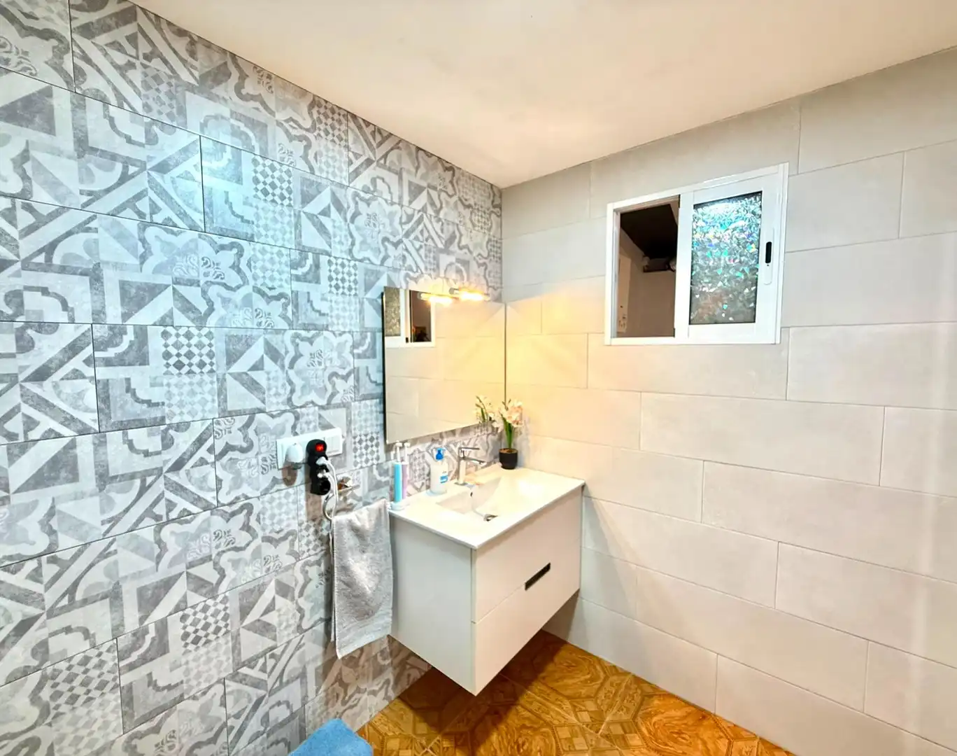 Baño de Casa o chalet en venta en Manuel con Terraza y Balcón