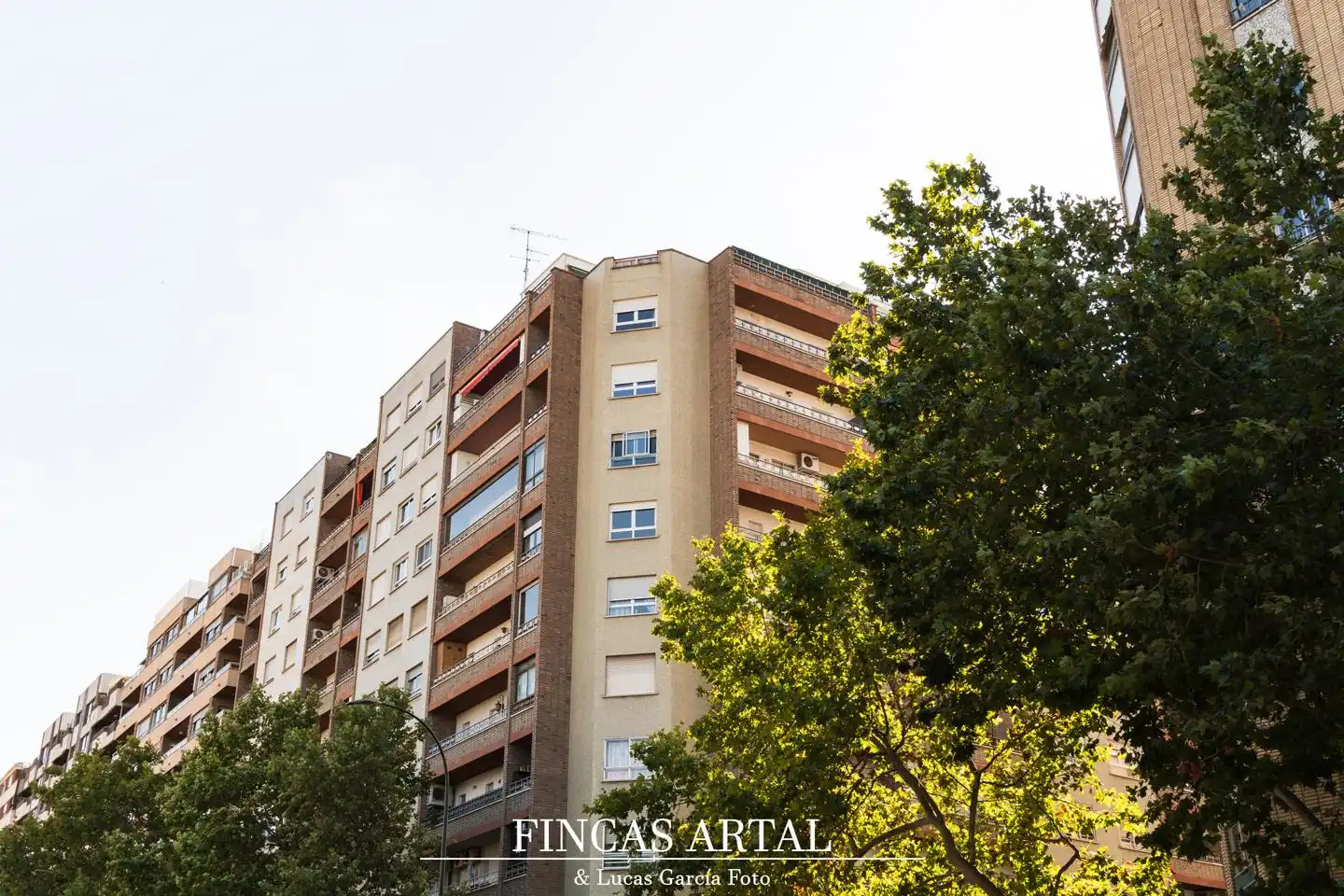 Flat for sale in De Cesáreo Alierta, La Granja