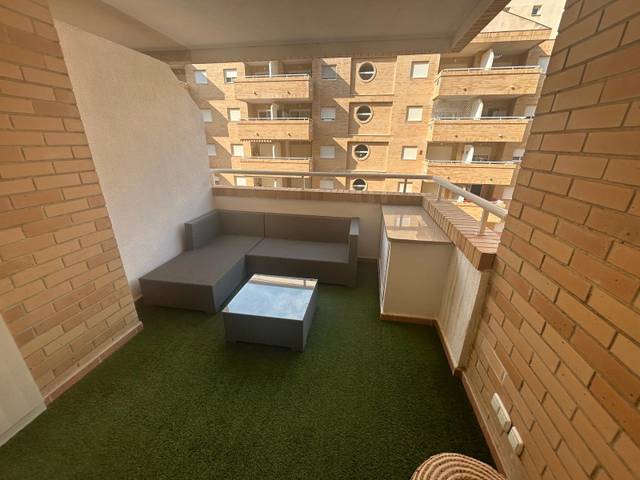 Apartamento en Alquiler en Playa Coral -Torremar