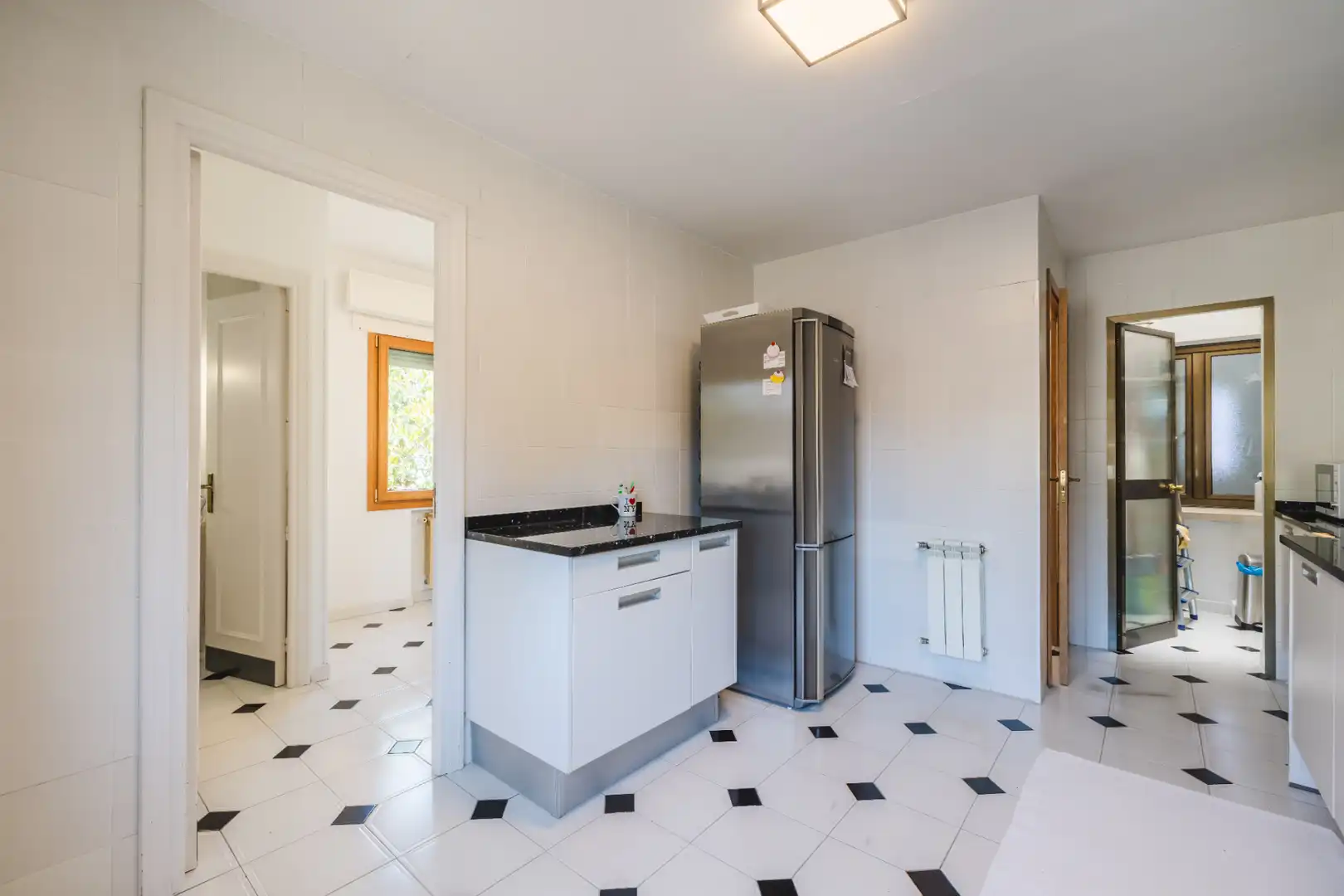 Cocina de Casa o chalet en venta en Las Rozas de Madrid con Aire acondicionado, Calefacción y Jardín privado