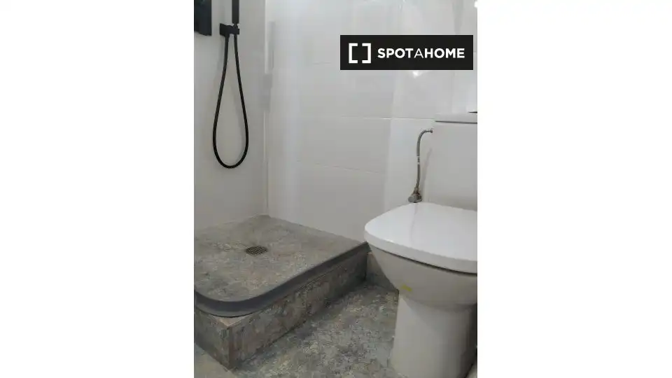 Flat for rent in Sants-Badal