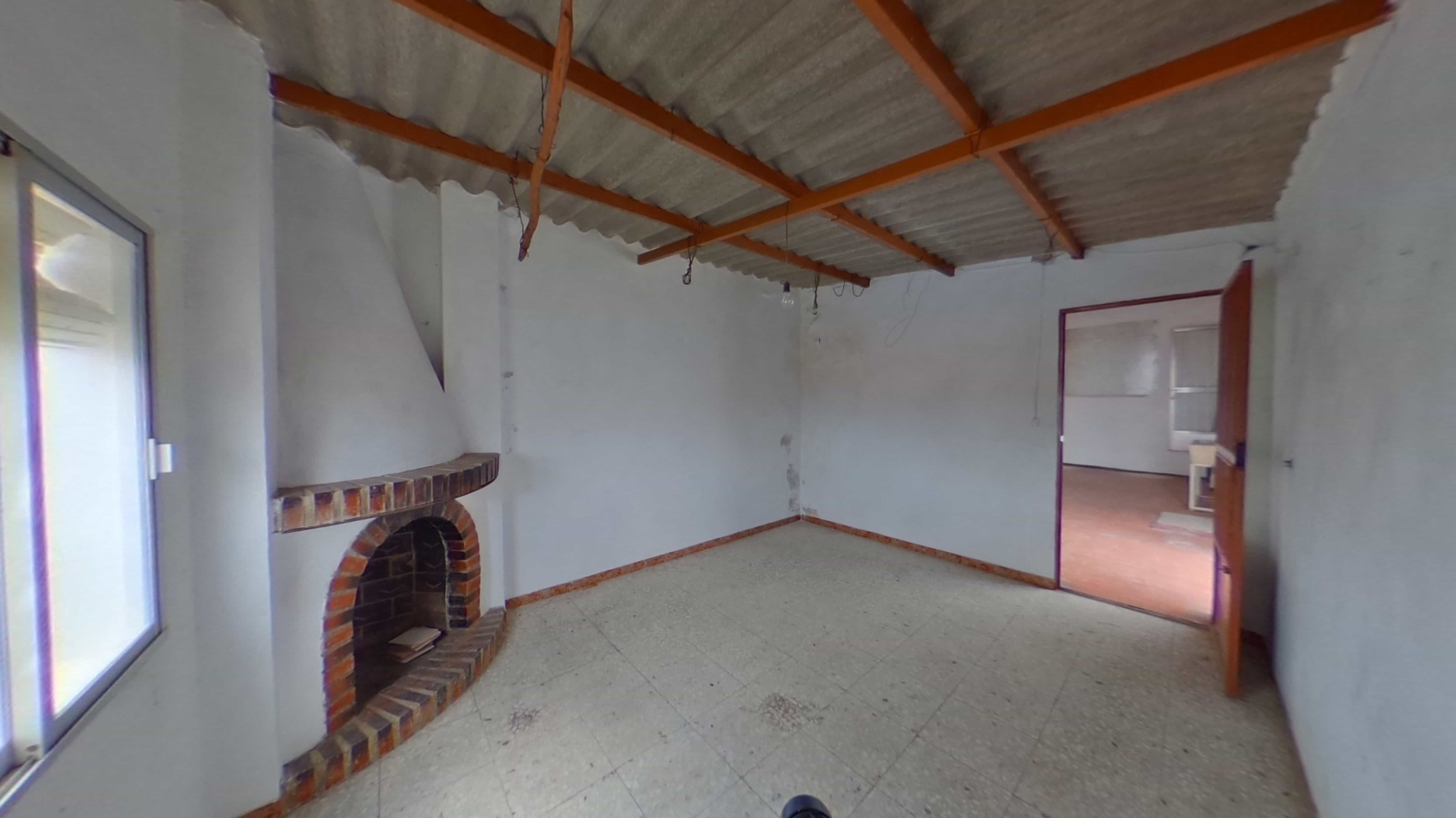 Apartment for sale in Arroyo de la Luz  with Air Conditioner