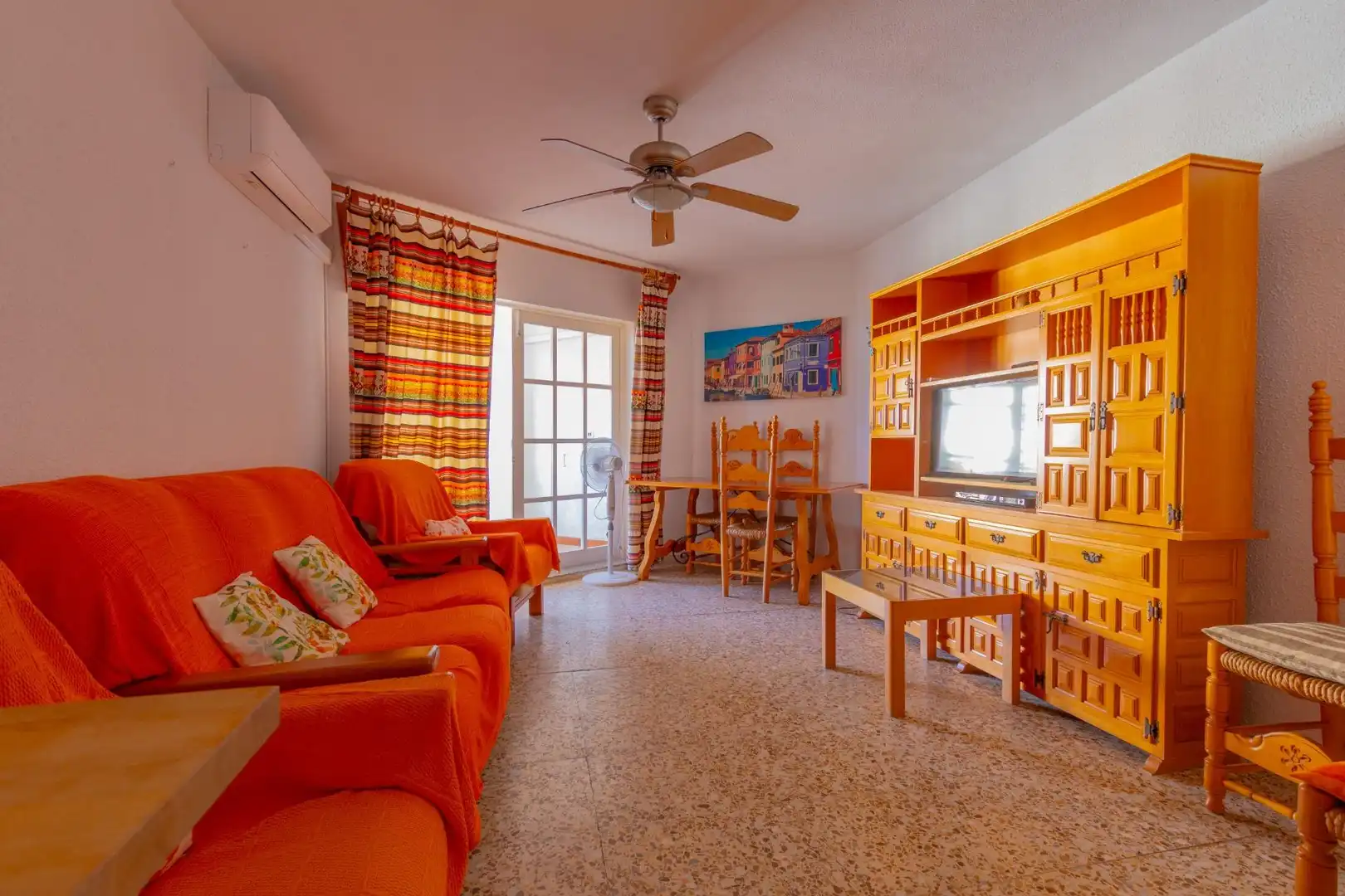 Sala de estar de Piso en venta en Águilas con Terraza, Amueblado y Balcón