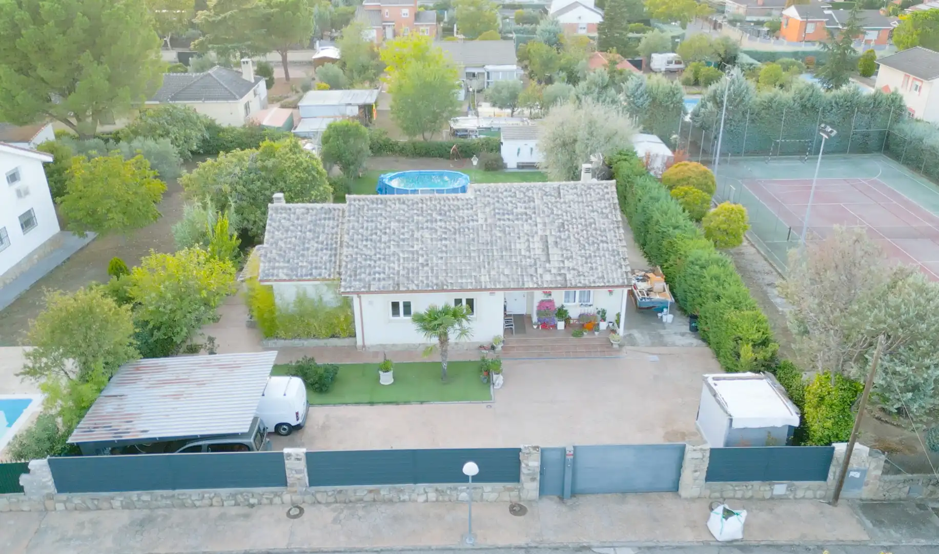 Villa in vendita a Avenida Londres, imagen 2