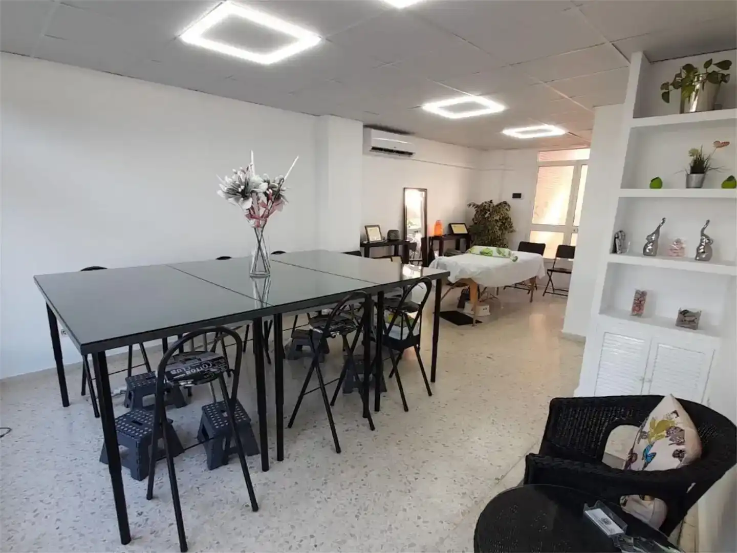 Esszimmer von Geschaftsraum zur Miete in Centro
