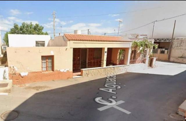 Casa-chalet en Venta en Calle Aguacate en Costacabana - Loma Cabrera