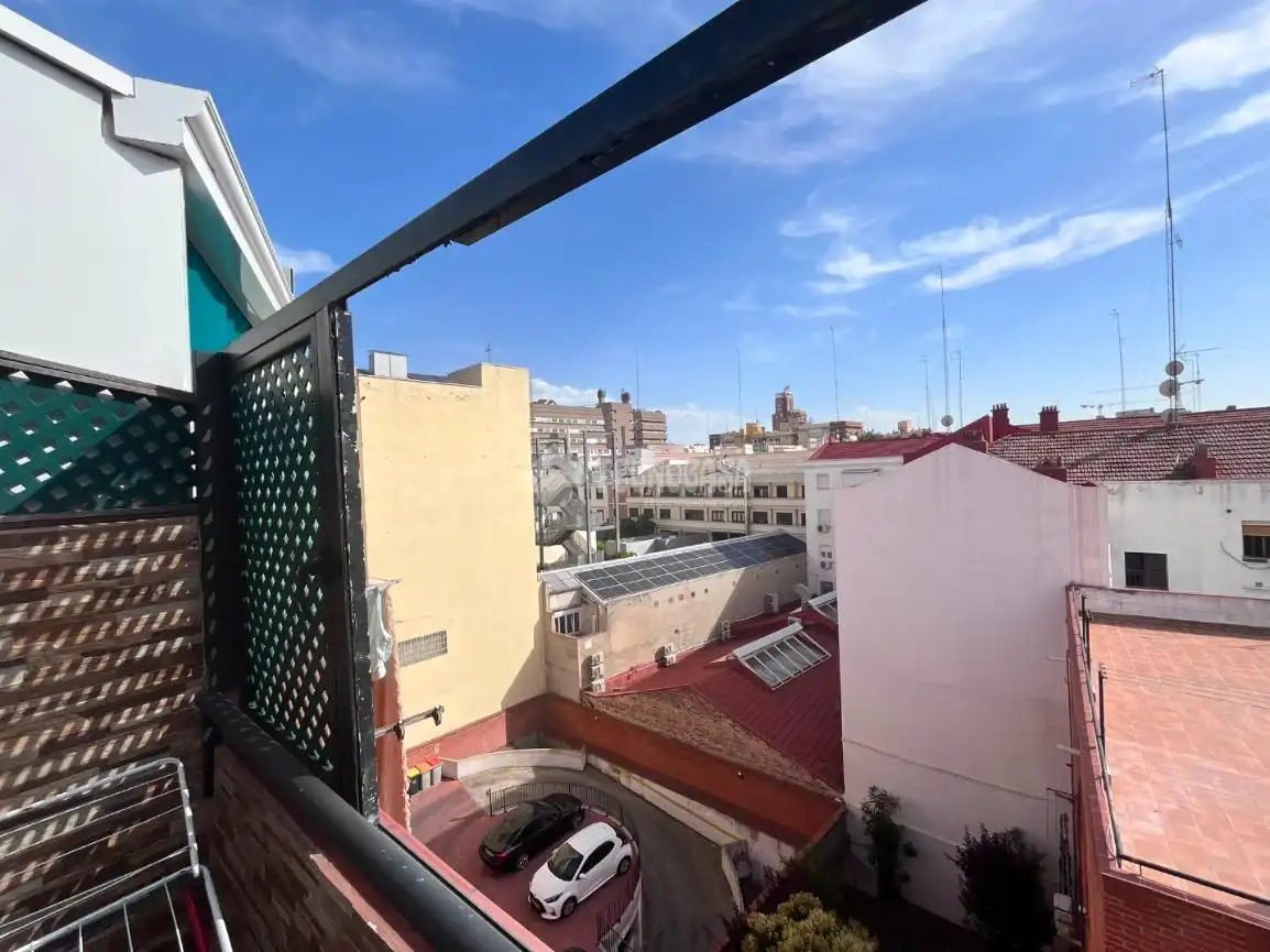 Pis amb jardí en venda a Calle de Cartagena, imagen 11