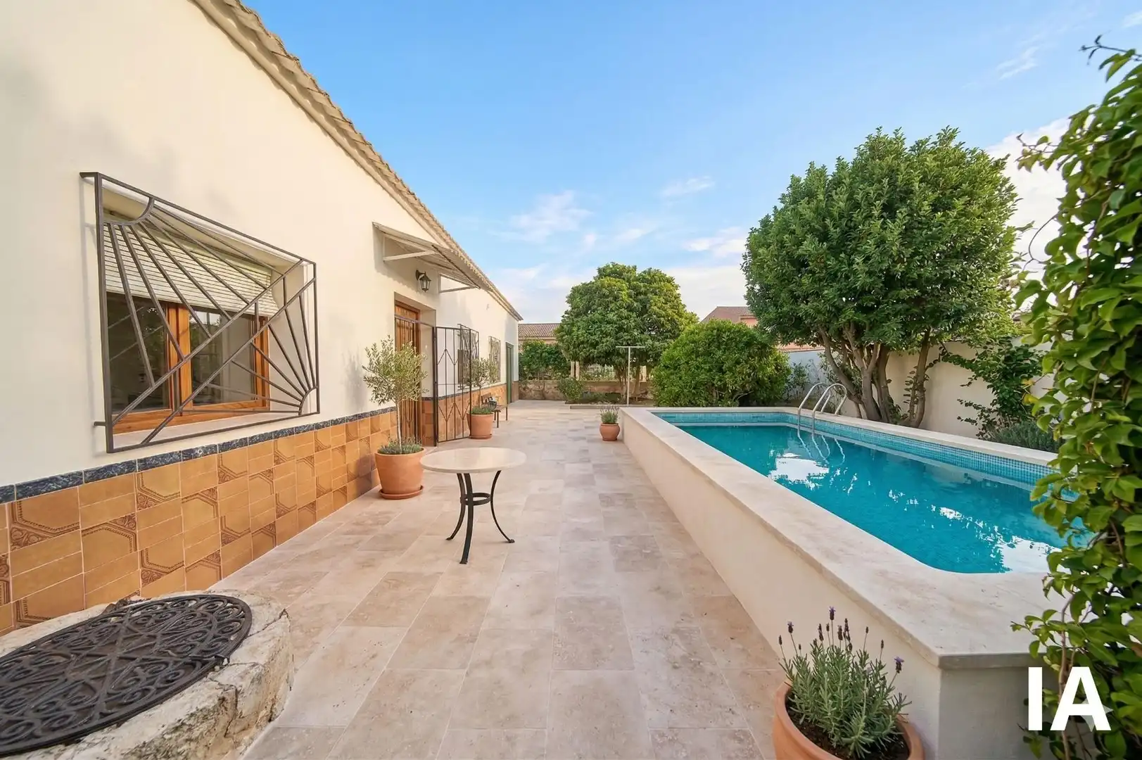 Schwimmbecken von Haus oder Chalet zum Verkauf in Cúllar mit Privatgarten, Terrasse und Abstellraum