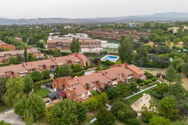 Casa adosada en Venta en Avenida de Soller en El Pinar - Punta Galea