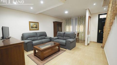 Foto 2 de Casa adosada en venda a Argamasilla de Alba, Ciudad Real