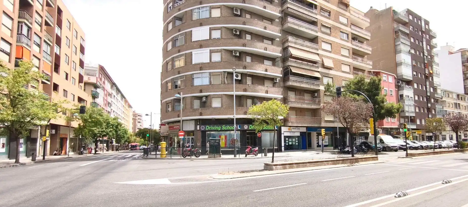 Vista exterior de Àtic en venda en Zaragoza amb Aire condicionat, Calefacció i Terrassa