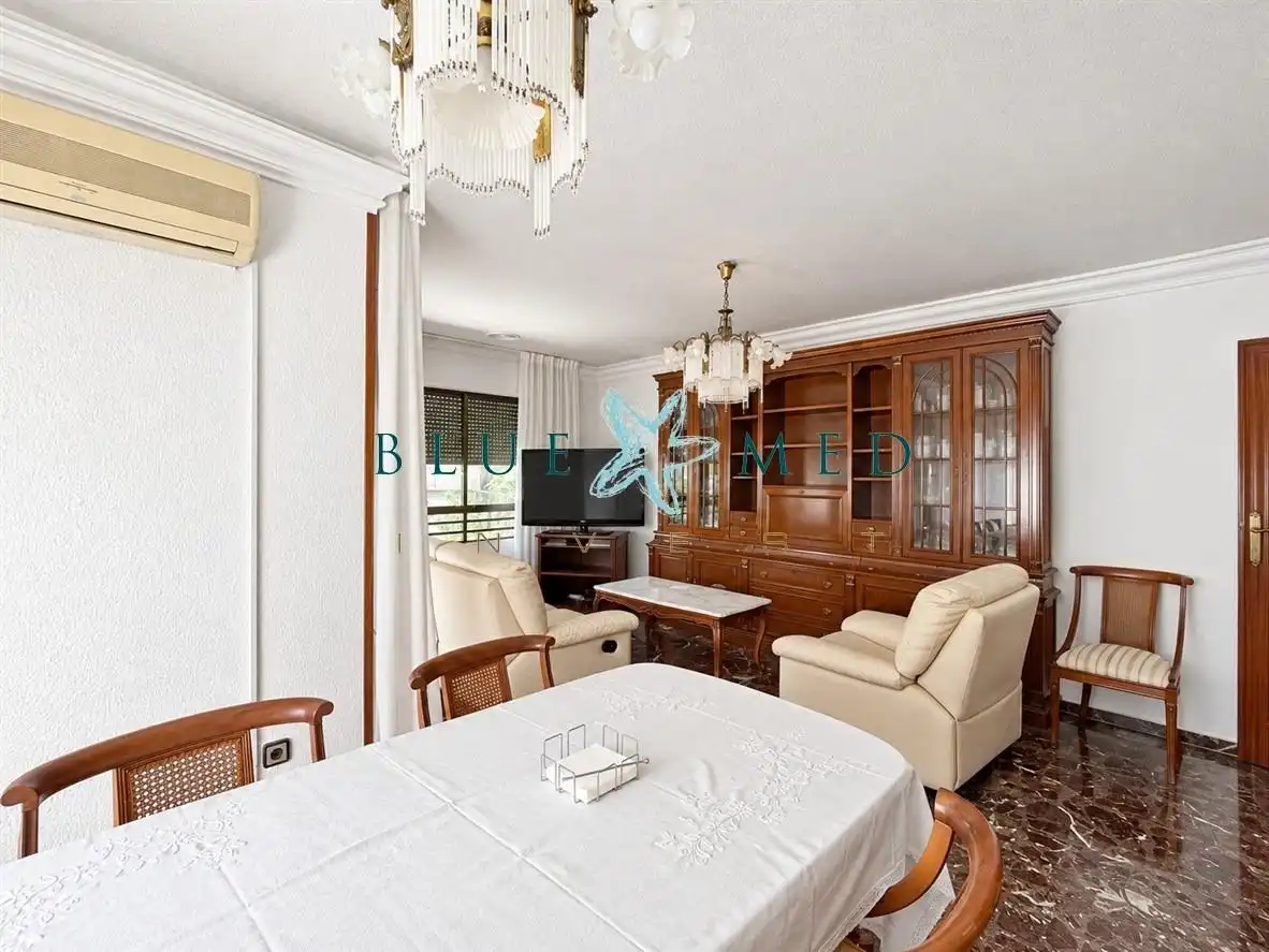 Piso con terraza en venta en Avenida Avenida Constitución, imagen 2