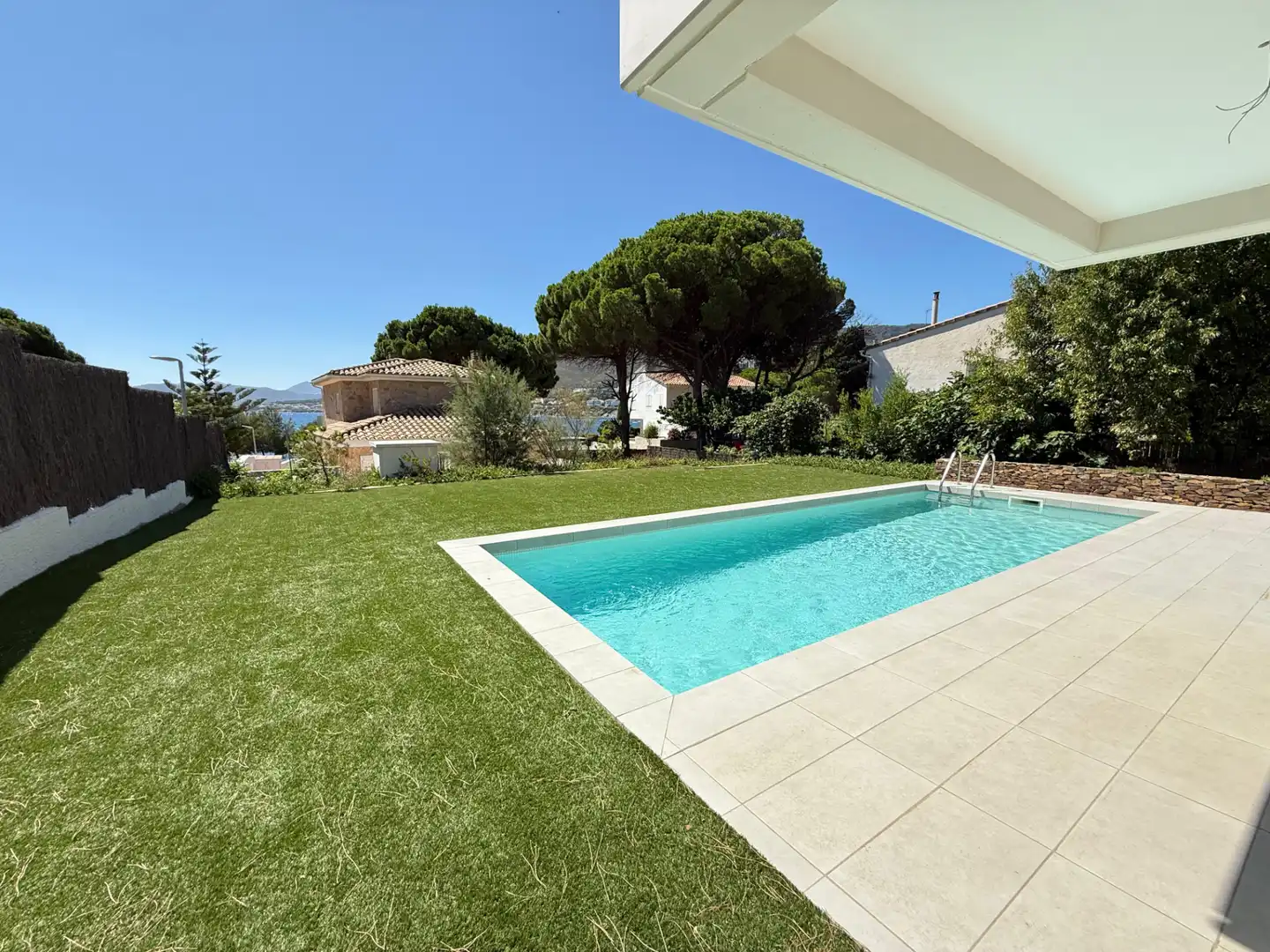 Piscina de Casa o chalet en venta en Llançà con Aire acondicionado, Calefacción y Jardín privado