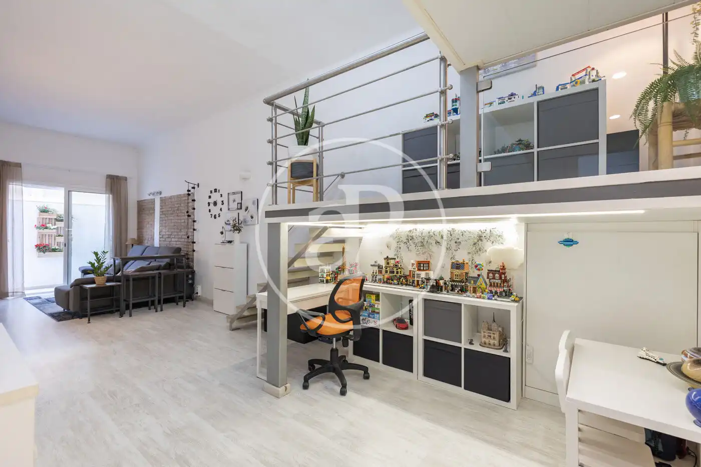 Piso en venta en Barcelona con Calefacción y Terraza