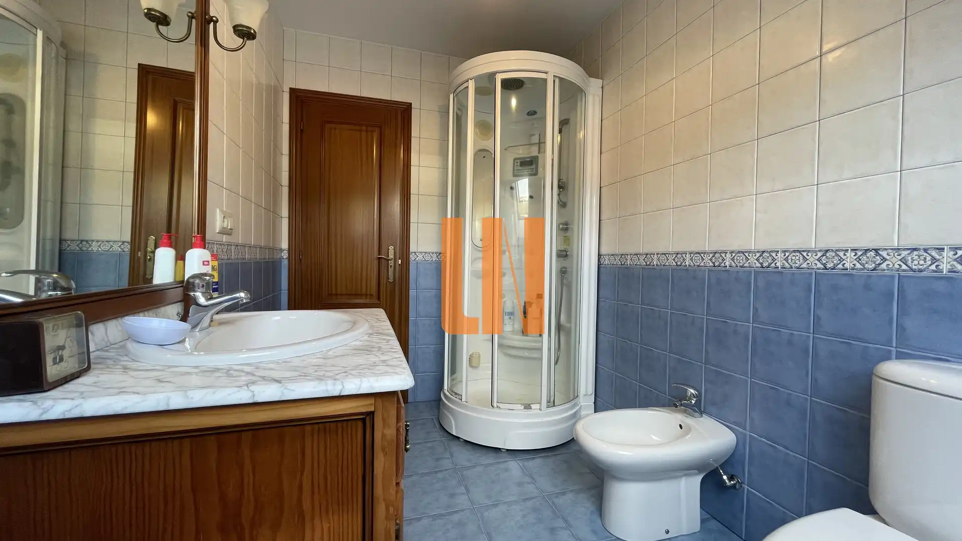 Bathroom of Detached homes for sale in Arteixo  with Private garden, Parquet flooring and Terrace