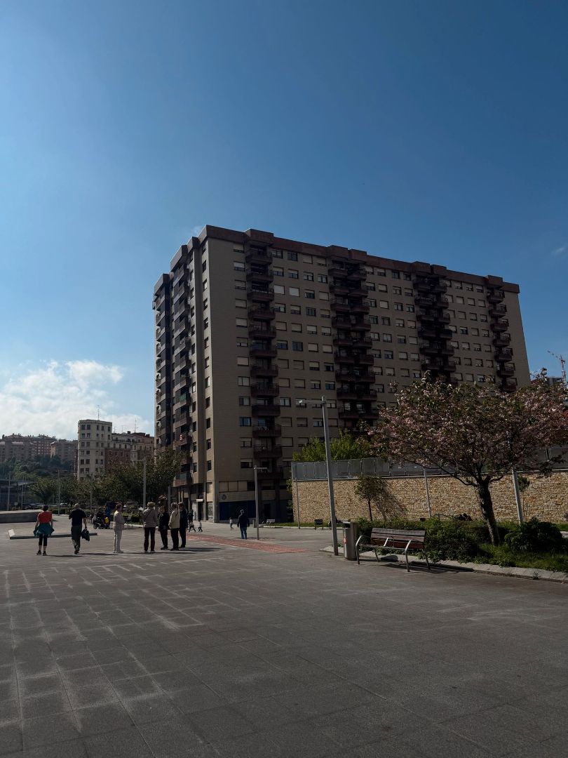Exterior view of Garage for sale in Bilbao 