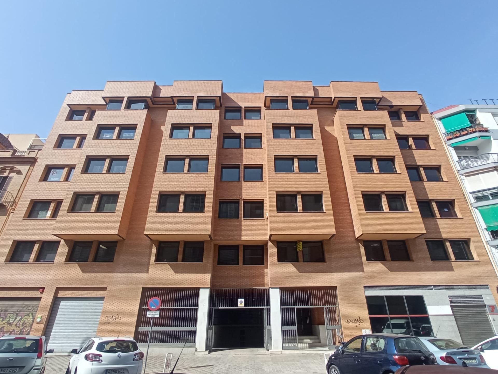Exterior view of Office for sale in  Sevilla Capital  with Air Conditioner
