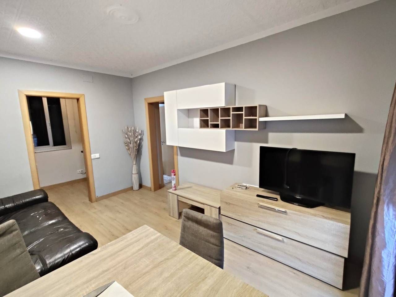 Living room of Flat for sale in Cornellà de Llobregat