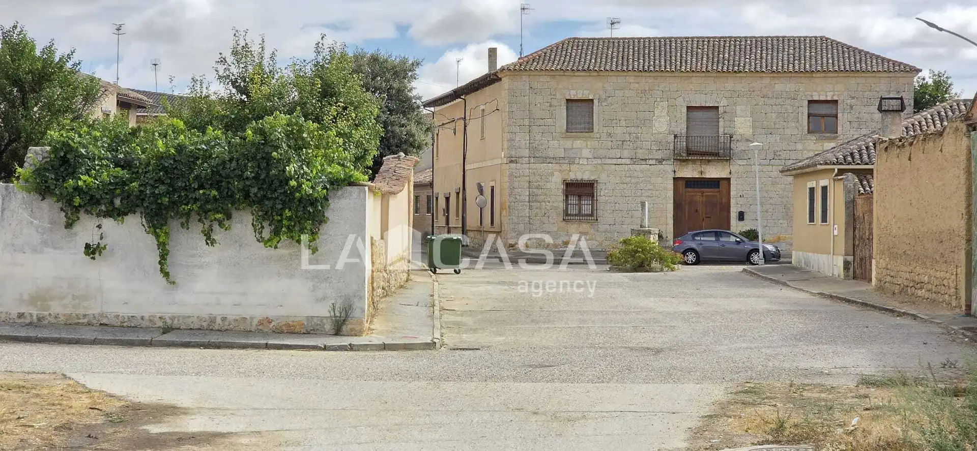 Vista exterior de Residencial en venta en Meneses de Campos, Palencia