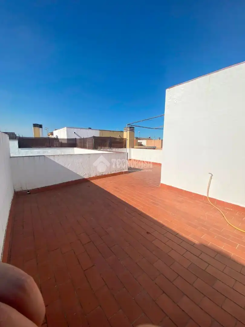 Terrassa de Pis en venda en Sanlúcar la Mayor amb Terrassa