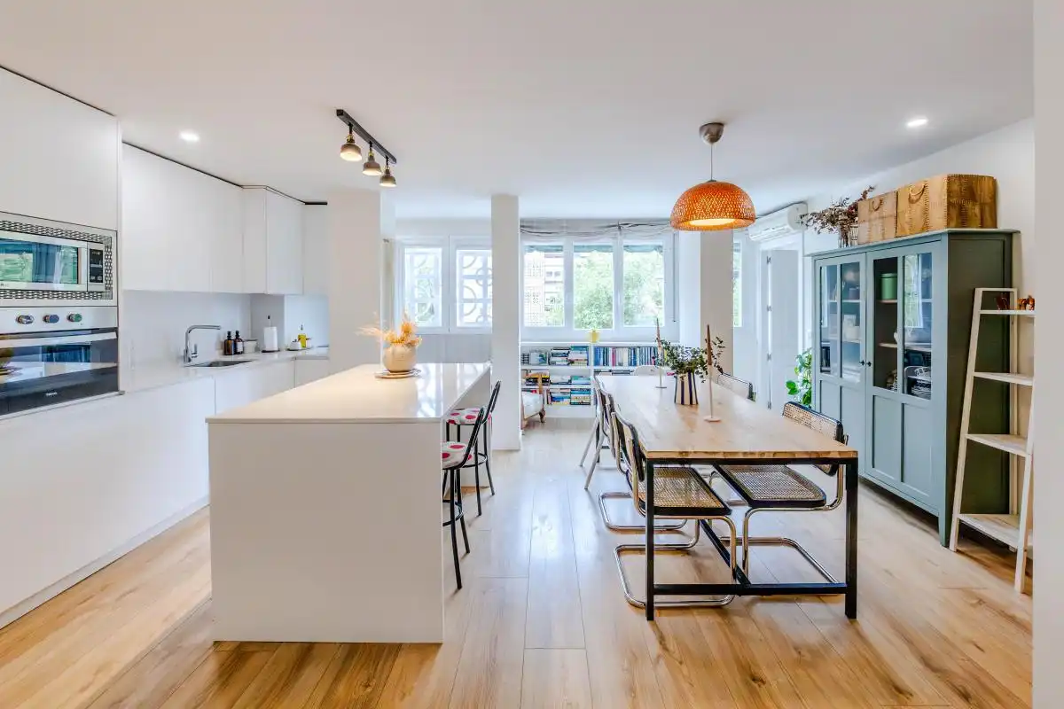 Cocina de Piso en venta en  Madrid Capital con Aire acondicionado, Calefacción y Jardín privado