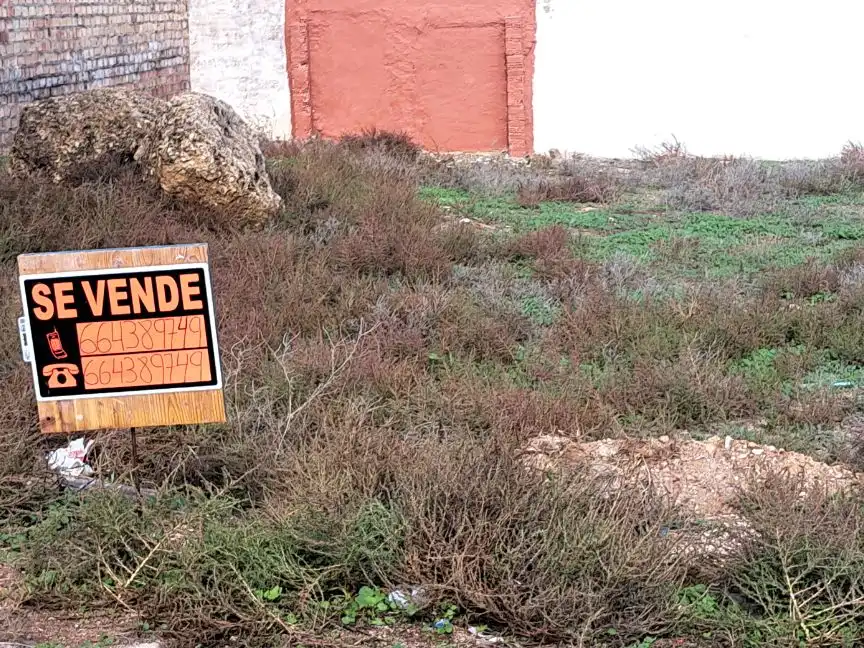 Wohnbaugrundstück zum Verkauf in Calle Juan Negrín 13, imagen 3