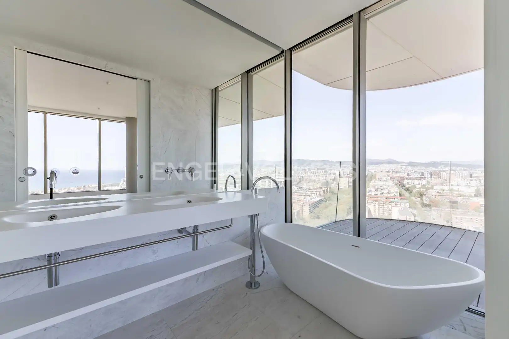 Bany de Pis en venda en Barcelona amb Aire condicionat, Calefacció i Parquet