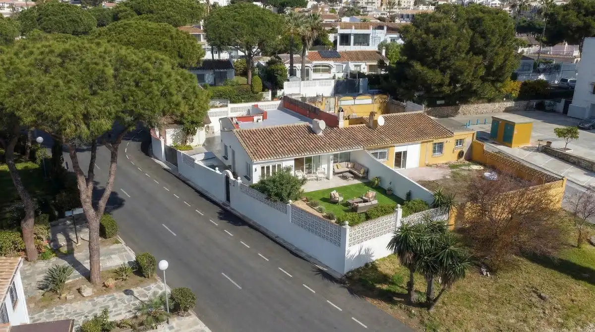 Adossat amb jardí en venda a Calahonda, imagen 31