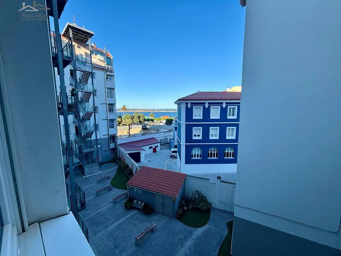 Vista exterior de Pis de lloguer en A Coruña Capital  amb Calefacció i Moblat