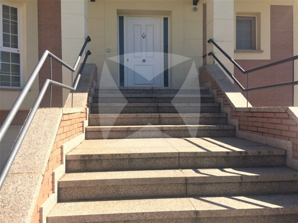 Exterior view of House or chalet for sale in Badajoz Capital  with Air Conditioner, Heating and Private garden