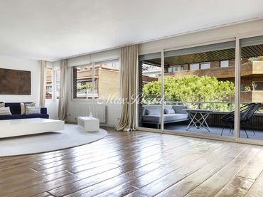 Piso con balcón en alquiler en Sarrià - Sant Gervasi