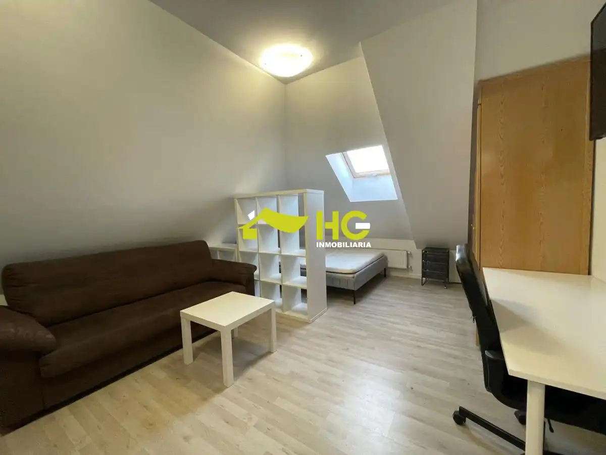 Dormitori de Estudi de lloguer en Villaviciosa de Odón amb Aire condicionat, Calefacció i Parquet
