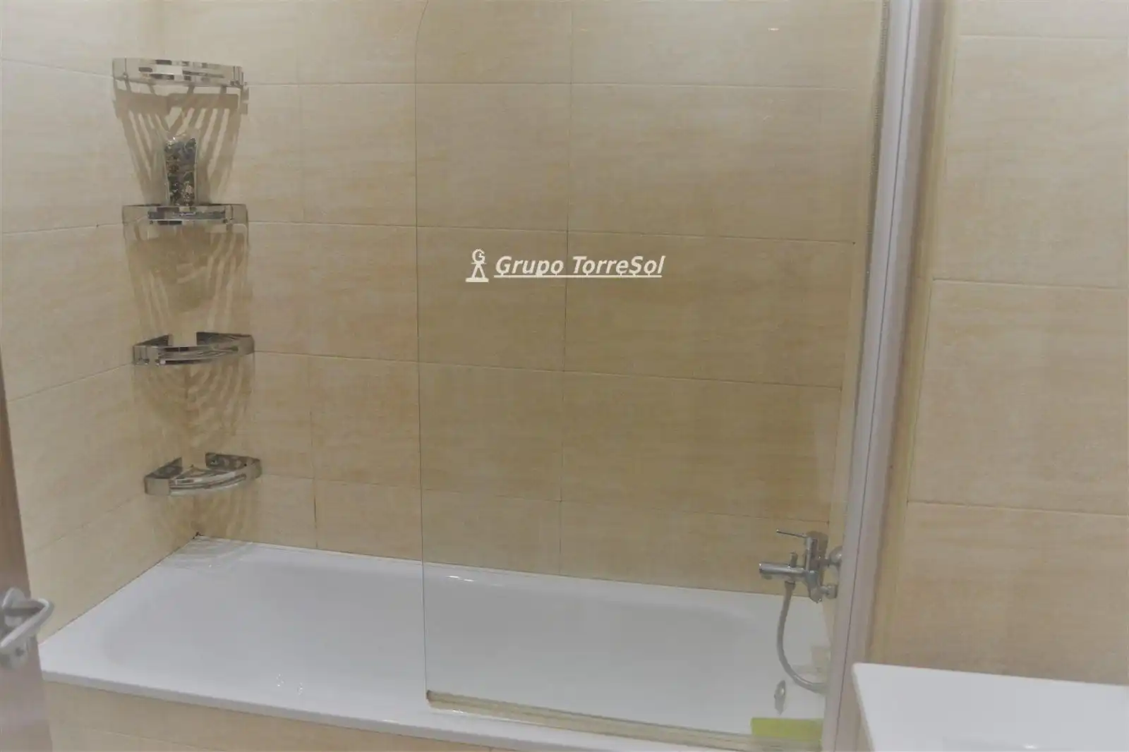 Casa aparellada amb piscina en venda a BERNA, imagen 31
