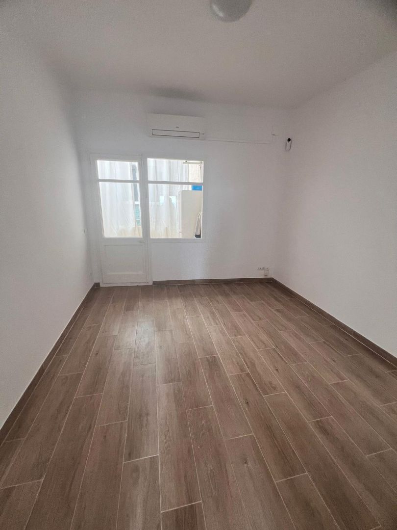 Bedroom of Flat to rent in  Barcelona Capital  with Air Conditioner