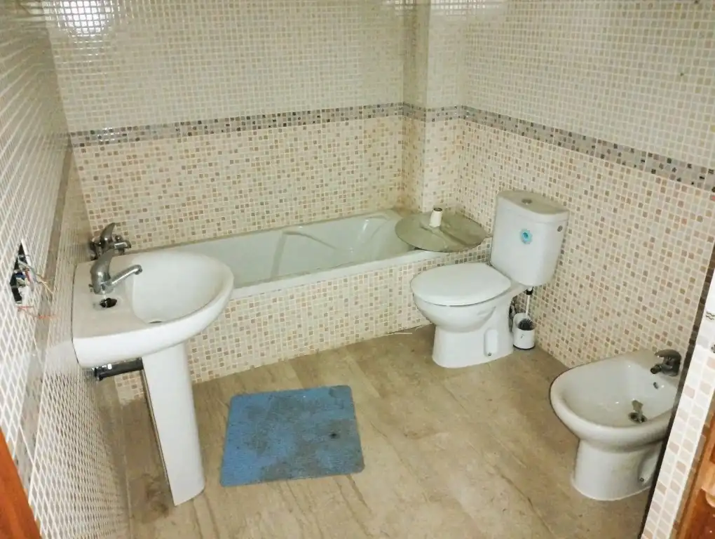 Bany de Casa adosada en venda en Llocnou d'En Fenollet amb Aire condicionat, Terrassa i Traster
