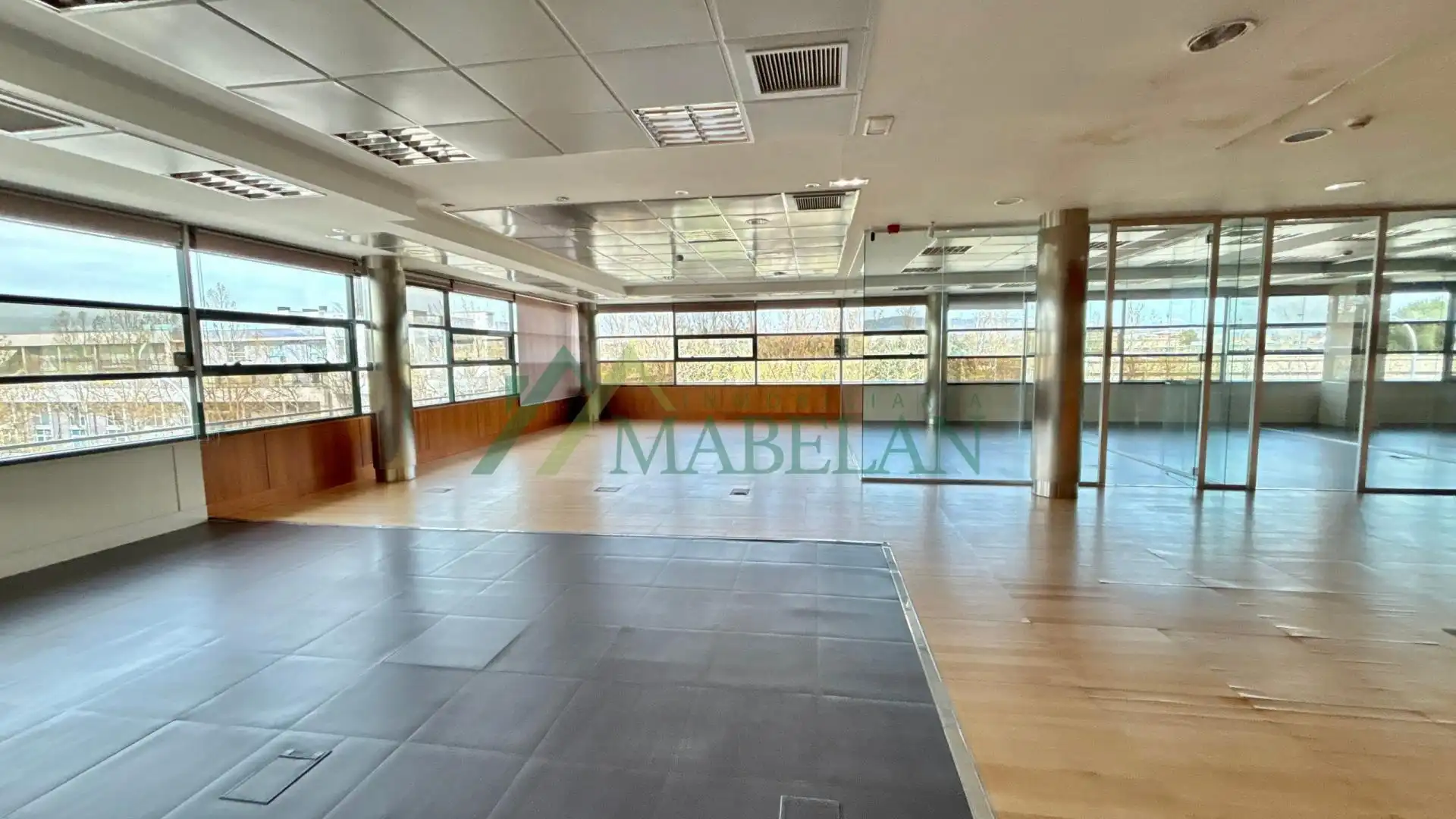 Oficina con ascensor en venta en El Pinar - Punta Galea, imagen 4
